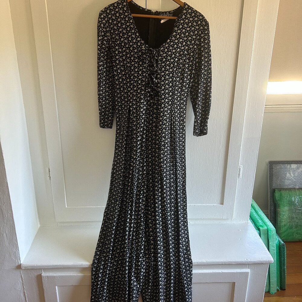 Vintage 90s "All That Jazz" Black & White Floral Jumpsuit (Sz S)